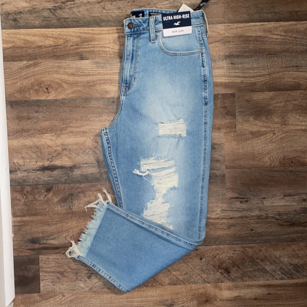 Ultra High-rise Mom jeans